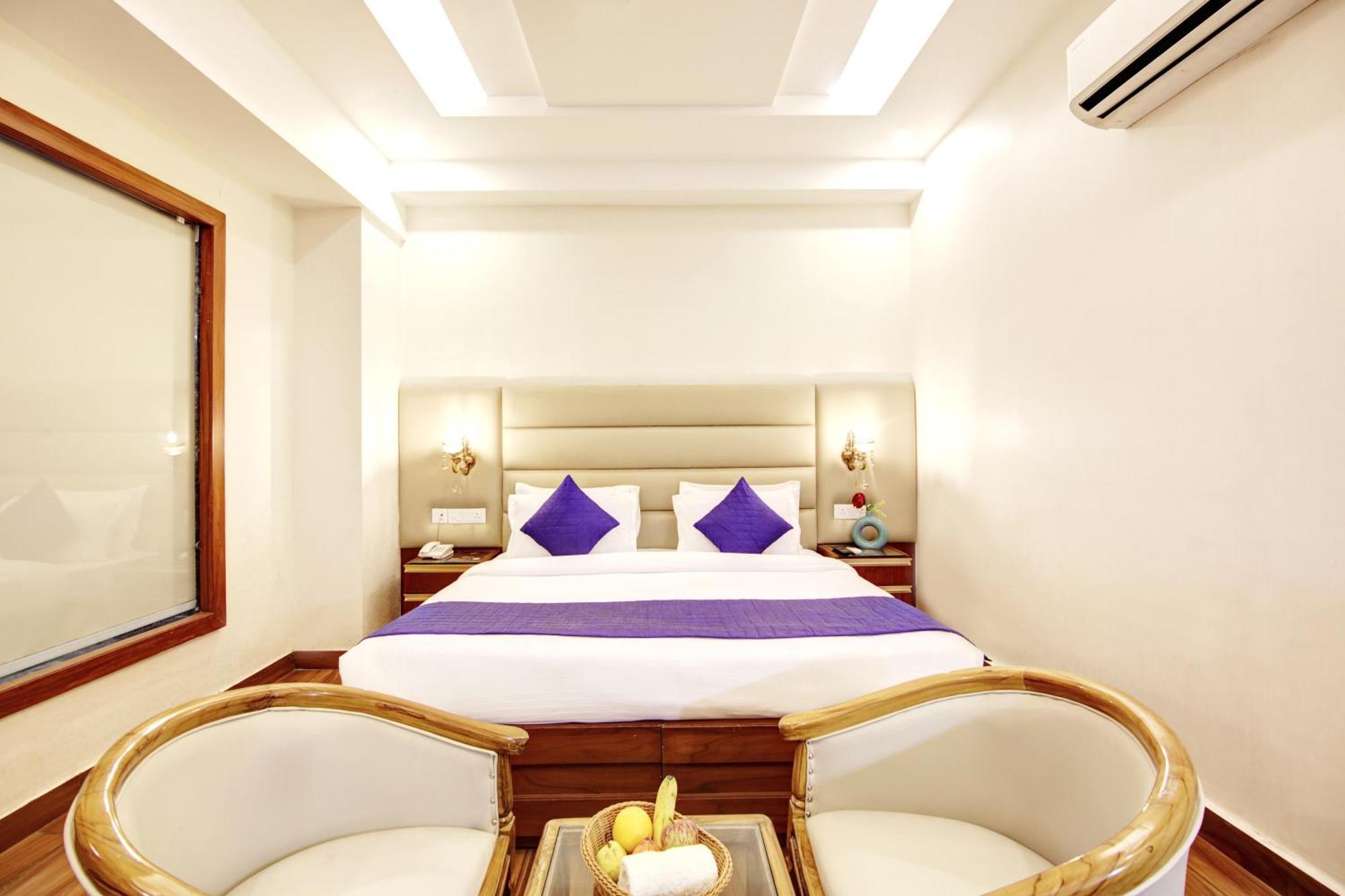 Marks Hotel & Banquet Noida Ngoại thất bức ảnh