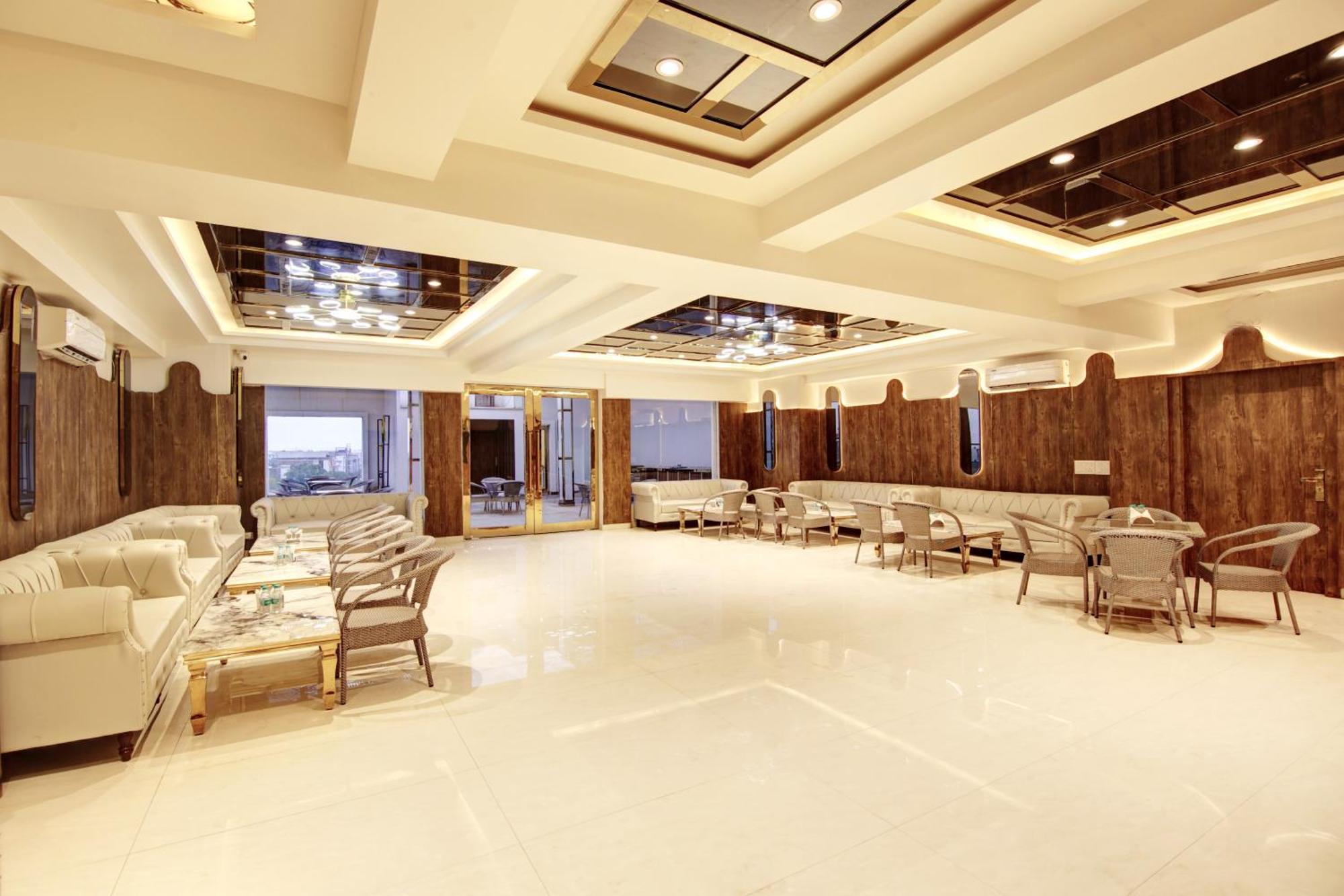 Marks Hotel & Banquet Noida Ngoại thất bức ảnh