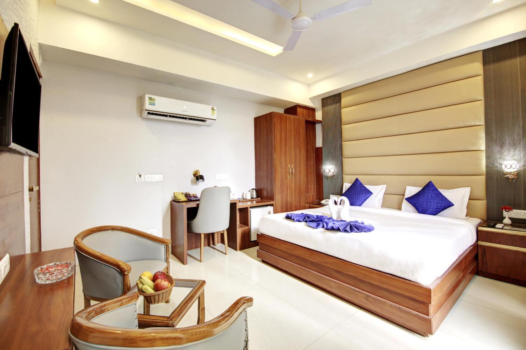 Marks Hotel & Banquet Noida Ngoại thất bức ảnh