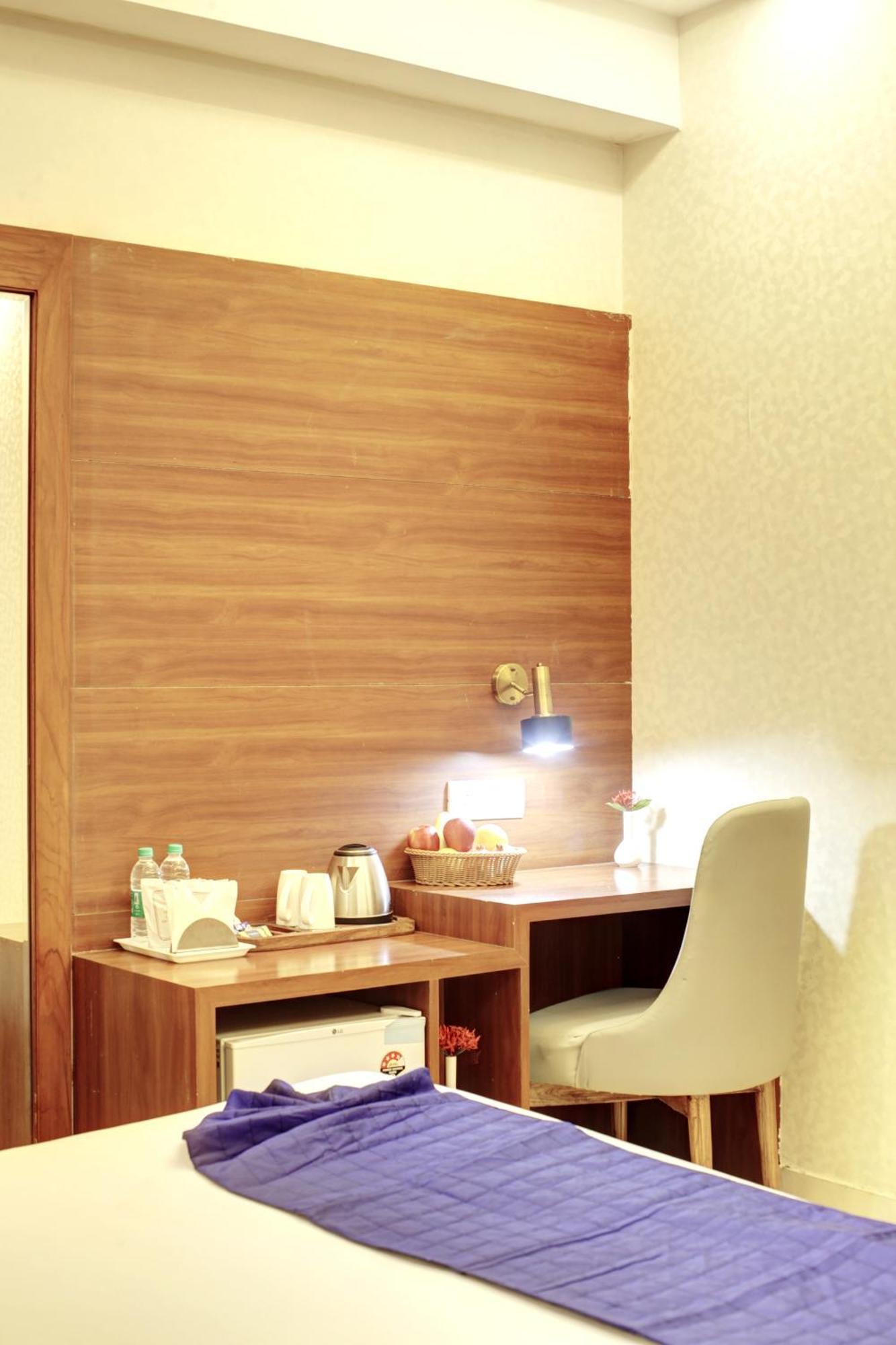 Marks Hotel & Banquet Noida Ngoại thất bức ảnh